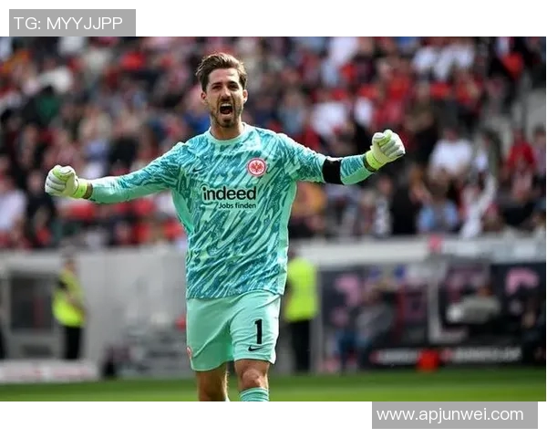 弗赖堡门将关键扑救助球队保住三分威胁