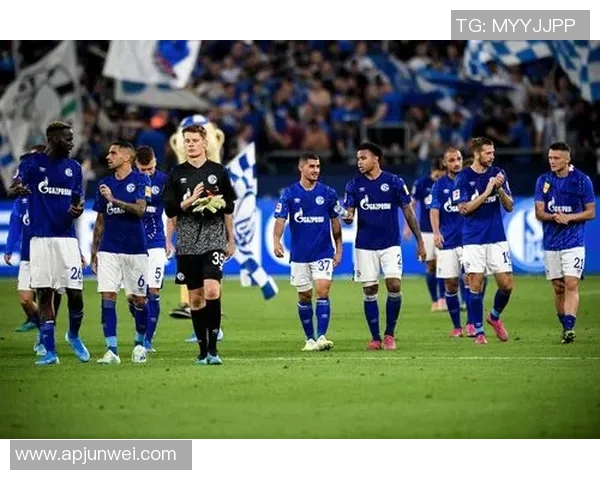 沙尔克04惊现七连败，成为德甲黑马？